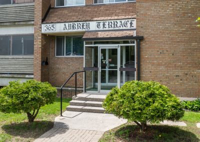 Aubrey Apartment-entrance