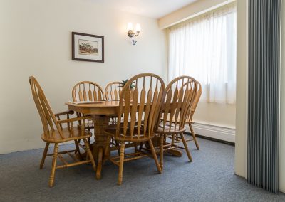 Aubrey Apartment-dining room