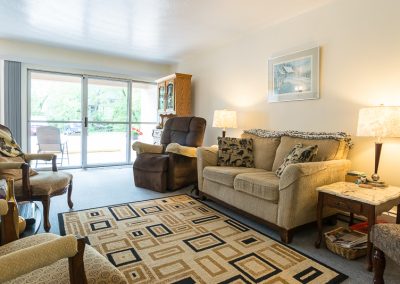 Aubrey Apartment-living dining
