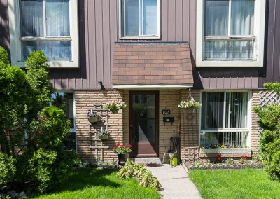 Blake Street Apartment-entrance