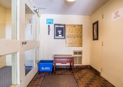Blake Street Apartment-entrance
