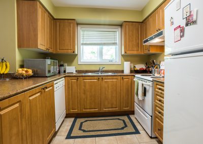 Edgehill Apartment-kitchen