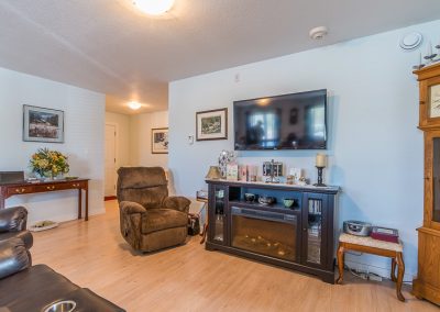 Perth Apt-living or sitting room