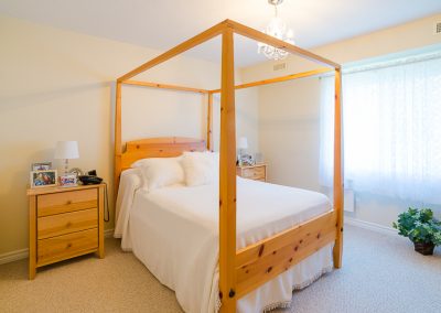 Red Oaks Apartments-bedroom